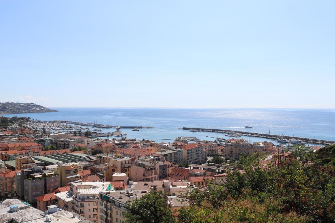 Kadevi Sanremo -Garage Privato, Biciclette- Apartman Kültér fotó
