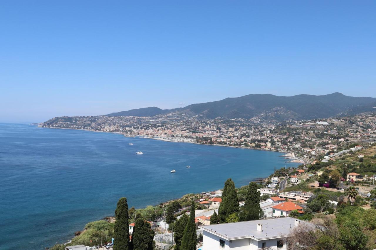 Kadevi Sanremo -Garage Privato, Biciclette- Apartman Kültér fotó