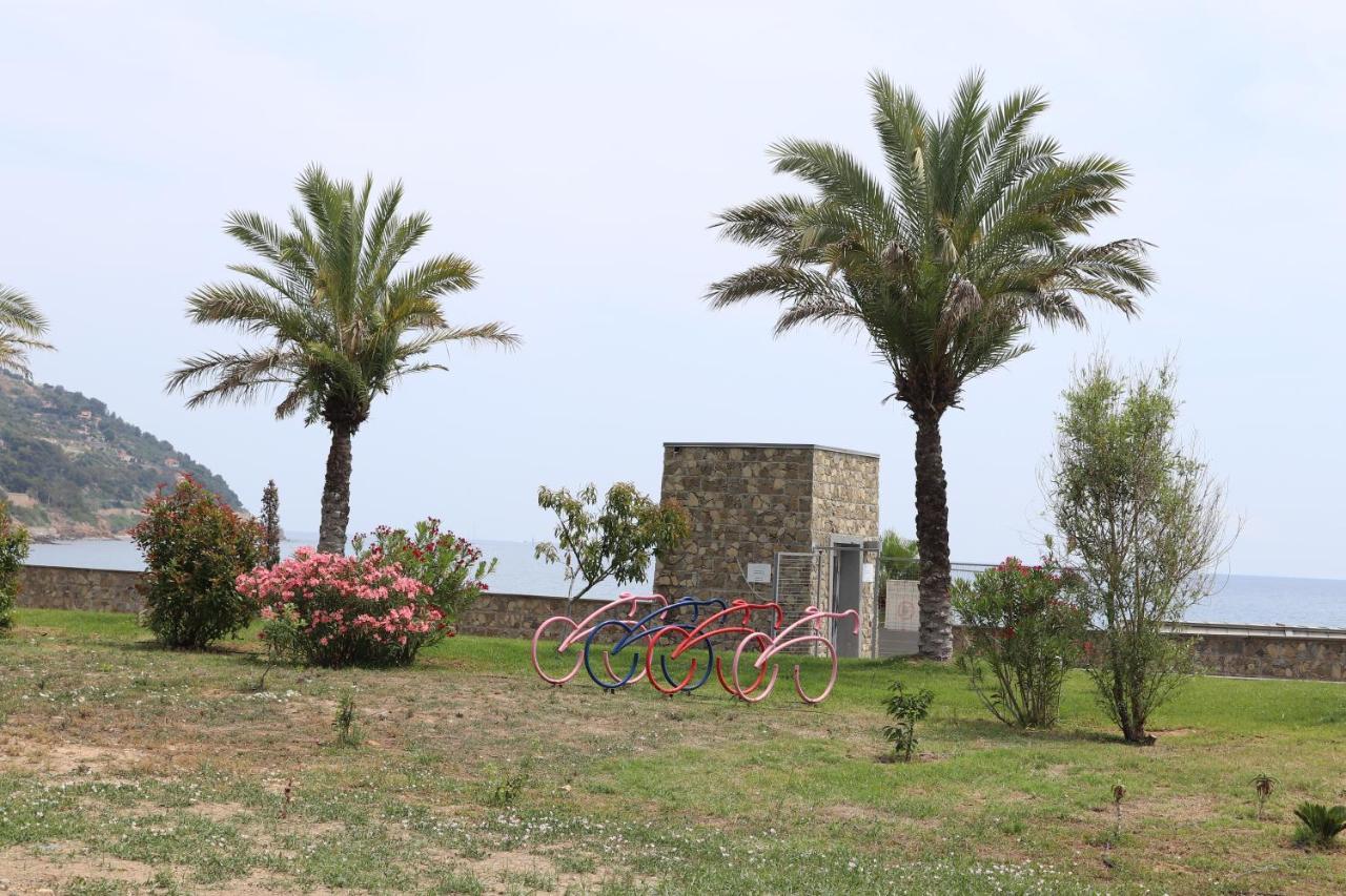 Kadevi Sanremo -Garage Privato, Biciclette- Apartman Kültér fotó