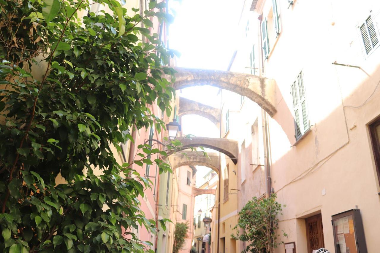Kadevi Sanremo -Garage Privato, Biciclette- Apartman Kültér fotó