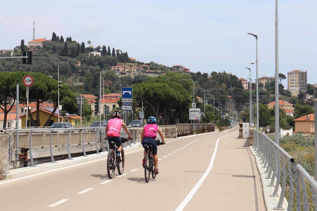 Kadevi Sanremo -Garage Privato, Biciclette- Apartman Kültér fotó